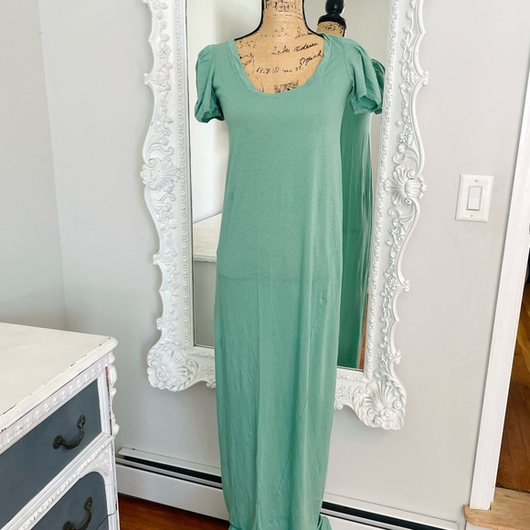 RARE CHLOE Mint Green Long Maxi Short Sleeve Dress - Picture 4 of 13